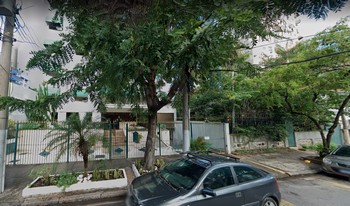 Imagem de fundo do condomínio Condomínio Do Edifício Los Angeles - Santa Rosa - Niteroi - RJ