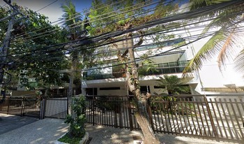 Imagem de fundo do condomínio Condomínio Do Edifício ''mar Tropical'' - Barra Da Tijuca - Rio De Janeiro - RJ