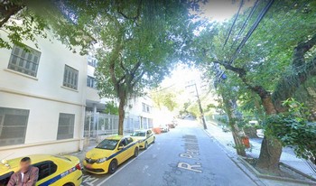 Imagem de fundo do condomínio Condomínio Do Edifício Maria Cecília - Laranjeiras - Rio De Janeiro - RJ