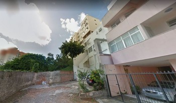 Imagem de fundo do condomínio Condomínio Do Edifício Maria Helena - Brotas - Salvador - BA