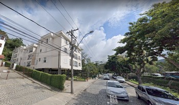Imagem de fundo do condomínio Condomínio Do Edifício Piabanha - Centro - Petrópolis - RJ