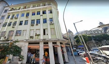Imagem de fundo do condomínio Condomínio Do Edifício Praça Cruz Vermelha - Centro - Rio De Janeiro - RJ
