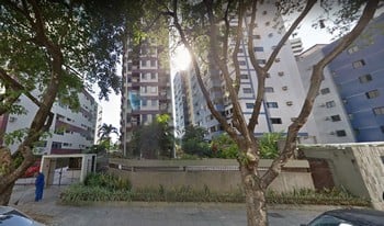 Imagem de fundo do condomínio Condomínio Do Edifício Príncipe De Orleans - Graças - Recife - PE