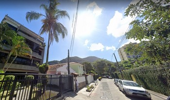 Imagem de fundo do condomínio Condomínio Do Edifício Professor Ferreira Da Rosa - Barra Da Tijuca - Rio De Janeiro - RJ
