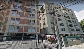Imagem de fundo do condomínio Condomínio Do Edifício Rainha Santa Izabel - Graças - Recife - PE