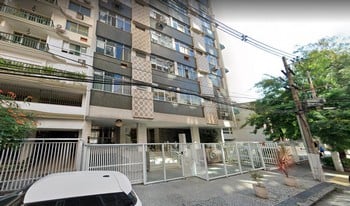 Imagem de fundo do condomínio Condomínio Do Edifício Reggio - Icaraí - Niteroi - RJ