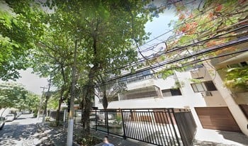 Imagem de fundo do condomínio Condomínio Do Edifício Revoredo - Barra Da Tijuca - Rio De Janeiro - RJ