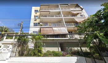 Imagem de fundo do condomínio Condomínio Do Edifício Roma - Iraja - Rio De Janeiro - RJ
