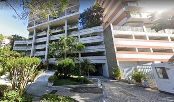 Imagem de fundo do condomínio Condomínio Do Edifício Saint Moritz - Laranjeiras - Rio De Janeiro - RJ
