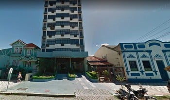 Imagem de fundo do condomínio Condomínio Do Edifício Santa Marta De Portozelo - Centro - Pelotas - RS