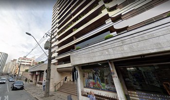 Imagem de fundo do condomínio Condomínio Do Edifício Santorini - Centro - Curitiba - PR
