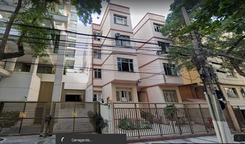Imagem de fundo do condomínio Condomínio Do Edifício Serpa Pinto - Icaraí - Niteroi - RJ
