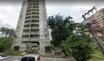 Imagem de fundo do condomínio Condomínio Do Edifício Solar De Madrid - Centro - Joinville - SC