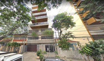 Imagem de fundo do condomínio Condomínio Do Edifício Solar Do Vizeu - Grajaú - Rio De Janeiro - RJ