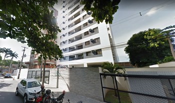 Imagem de fundo do condomínio Condomínio Do Edifício Vila De Arnoso - Casa Amarela - Recife - PE