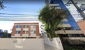 Imagem de fundo do condomínio Condomínio E Edifício Tulinem - Cabral - Curitiba - PR