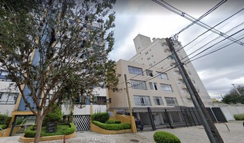 Imagem de fundo do condomínio Condomínio Adrianne - Alto Da Glória - Curitiba - PR