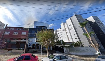 Imagem de fundo do condomínio Condomínio Alencastru's - Ahu - Curitiba - PR