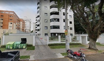 Imagem de fundo do condomínio Condomínio Amazonas - água Verde - Curitiba - PR