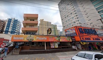 Imagem de fundo do condomínio Condomínio Bandeirantes - Meia Praia - Itapema - SC