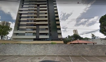 Imagem de fundo do condomínio Condomínio Baronesa De Gurjahu - Casa Forte - Recife - PE
