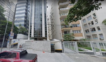 Imagem de fundo do condomínio Condomínio Bourbon - Higienópolis - São Paulo - SP