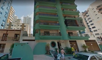 Imagem de fundo do condomínio Condomínio Camila Residence - Meia Praia - Itapema - SC