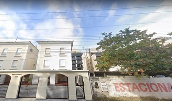 Imagem de fundo do condomínio Condomínio Casarão - Enseada - Guarujá - SP