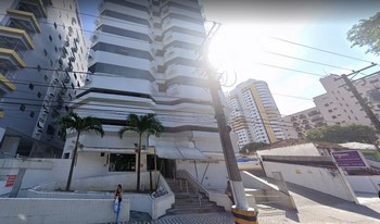 Imagem de fundo do condomínio Condomínio Centro Clinico Dr Arthur Domingues Pinto - José Menino - Santos - SP