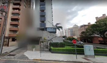 Imagem de fundo do condomínio Condomínio Champagnat Golden - Bigorrilho - Curitiba - PR