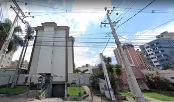 Imagem de fundo do condomínio Condomínio Chateau De Verssailles - Bigorrilho - Curitiba - PR