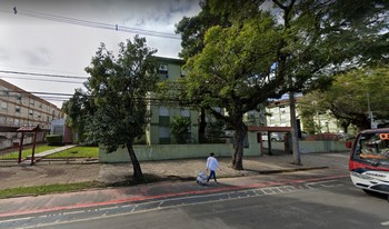 Imagem de fundo do condomínio Condomínio Chuí-capivari - Cristal - Porto Alegre - RS