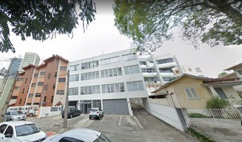 Imagem de fundo do condomínio Condomínio - Comercial Mercês - Curitiba - PR