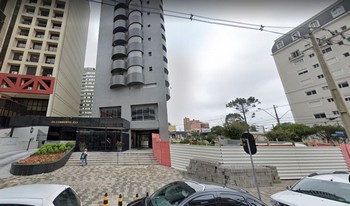 Imagem de fundo do condomínio Condomínio Corrientes - Batel - Curitiba - PR