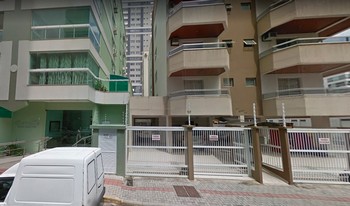 Imagem de fundo do condomínio Condomínio Deville Residence - Meia Praia - Itapema - SC