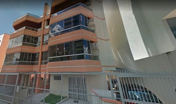 Imagem de fundo do condomínio Condomínio Dona Cecília - Meia Praia - Itapema - SC