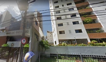 Imagem de fundo do condomínio Condomínio Floresta Negra - Chame Chame - Salvador - BA