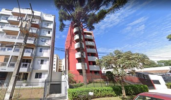 Imagem de fundo do condomínio Condomínio Gerânios I - Vila Izabel - Curitiba - PR