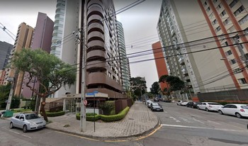 Imagem de fundo do condomínio Condomínio Imperial Palace - Batel - Curitiba - PR