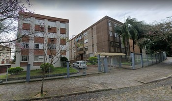Imagem de fundo do condomínio Condomínio Jardim Conde De Iraja - Vila Ipiranga - Porto Alegre - RS