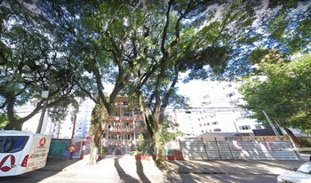Imagem de fundo do condomínio Condomínio Julieta Toniolo - água Verde - Curitiba - PR