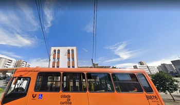 Imagem de fundo do condomínio Condomínio Júlio Moreira - Ahu - Curitiba - PR