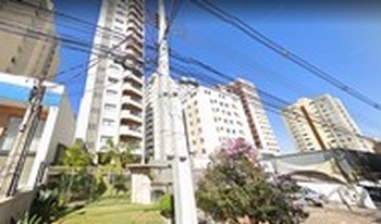 Imagem de fundo do condomínio Condomínio La Coruna - Centro - Londrina - PR