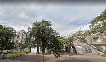 Imagem de fundo do condomínio Condomínio La Rochelle - Mercês - Curitiba - PR