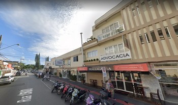 Imagem de fundo do condomínio Condomínio Laura - Centro - Balneário Camboriú - SC