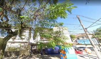 Imagem de fundo do condomínio Condomínio Laurinda Pereira - Macuco - Santos - SP