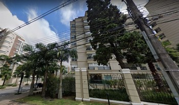 Imagem de fundo do condomínio Condomínio Le Havre - Ahu - Curitiba - PR