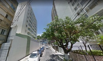 Imagem de fundo do condomínio Condomínio Lord Cochrane - Barra - Salvador - BA