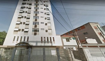 Imagem de fundo do condomínio Condomínio Lurdes Hermida - Campo Grande - Santos - SP