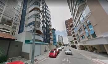 Imagem de fundo do condomínio Condomínio Madreperola Residence - Meia Praia - Itapema - SC